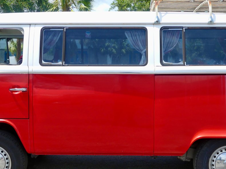 Unknown-Bus-1974-Red-Multicolor-33