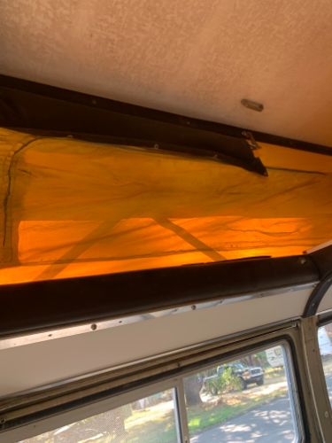 Unknown-Bus-1975-1
