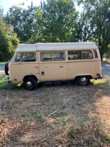 Unknown-Bus-1975-11