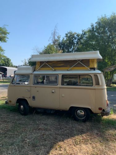 Unknown-Bus-1975-9