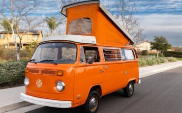 Unknown-Bus-1975-Orange-10