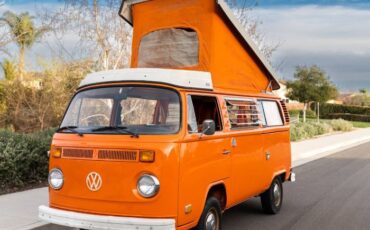 Unknown-Bus-1975-Orange