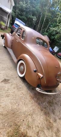 Unknown-Business-coupe-1937-Brown-4