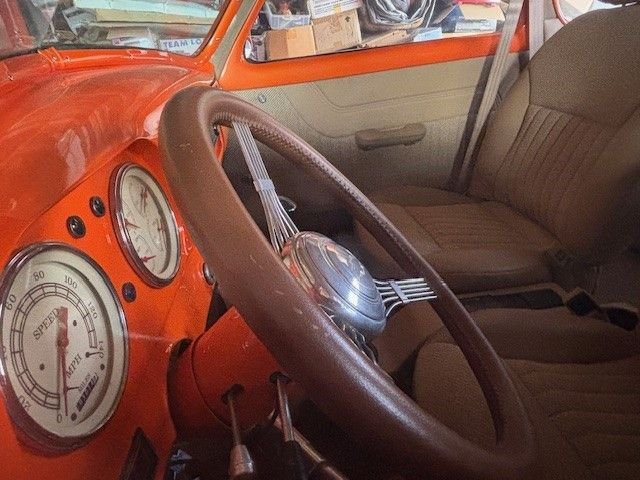 Unknown-Business-coupe-1941-Orange-Tan-12
