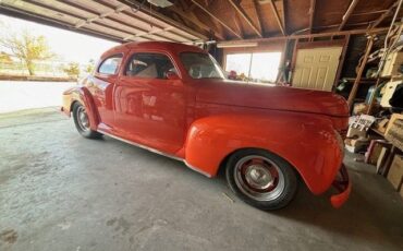 Unknown-Business-coupe-1941-Orange-Tan-18