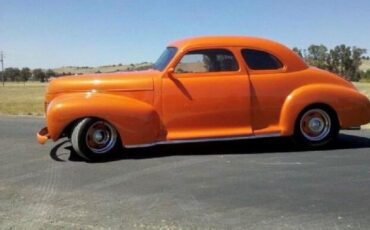 Unknown-Business-coupe-1941-Orange-Tan-3