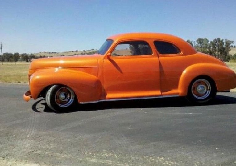 Unknown-Business-coupe-1941-Orange-Tan-3