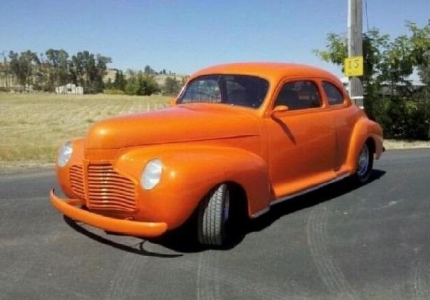 Unknown-Business-coupe-1941-Orange-Tan-30