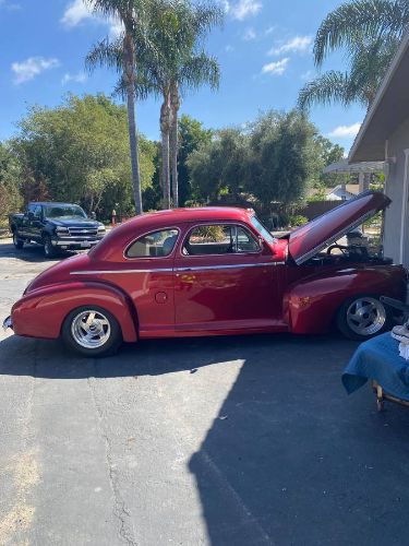 Unknown-Business-coupe-1941-Red-4