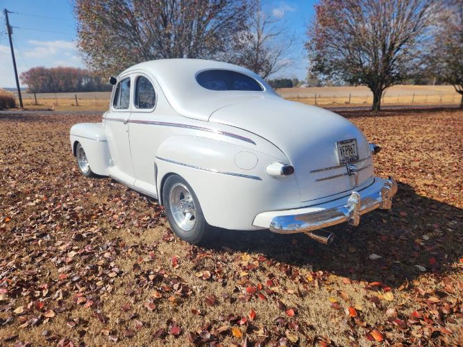 Unknown-Business-coupe-1946-White-15