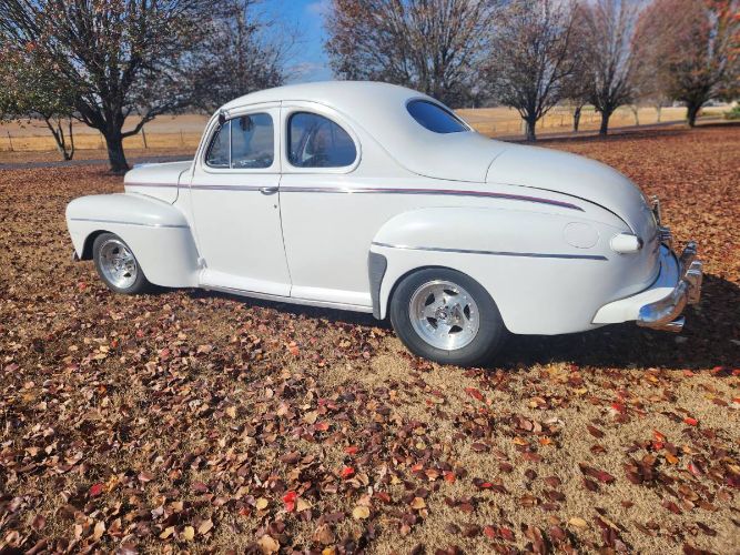 Unknown-Business-coupe-1946-White-16