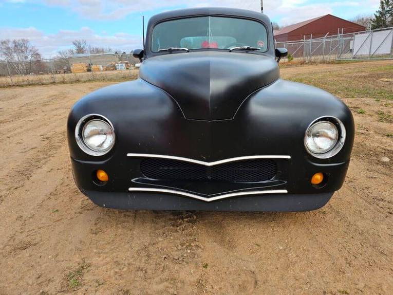 Unknown-Business-coupe-1947-Hot-Rod-Black-3