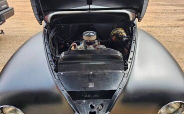 Unknown-Business-coupe-1947-Hot-Rod-Black-30