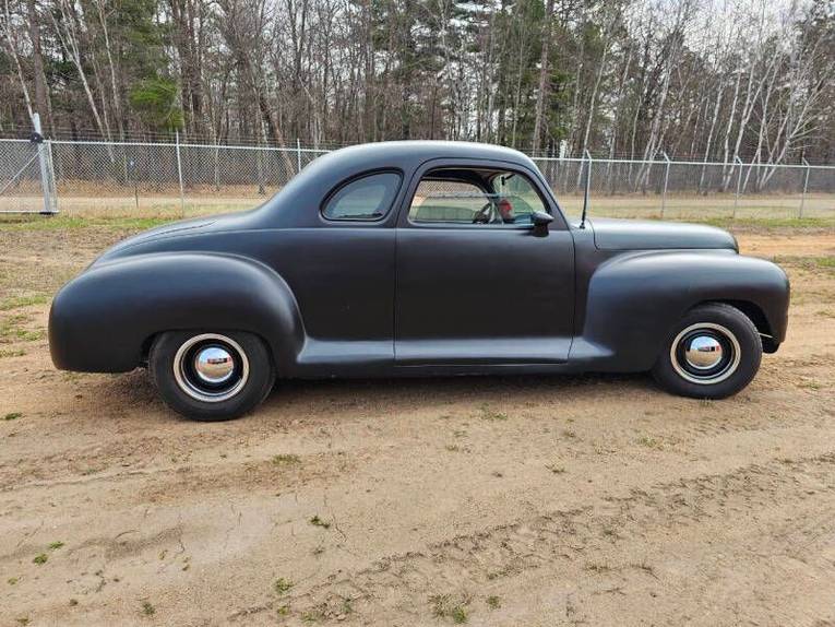 Unknown-Business-coupe-1947-Hot-Rod-Black-9