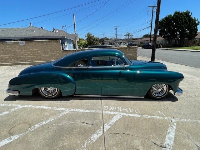 Unknown-Business-coupe-1949-jade-green-metalli-black-13