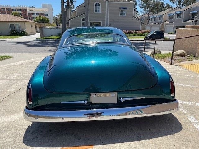 Unknown-Business-coupe-1949-jade-green-metalli-black-19