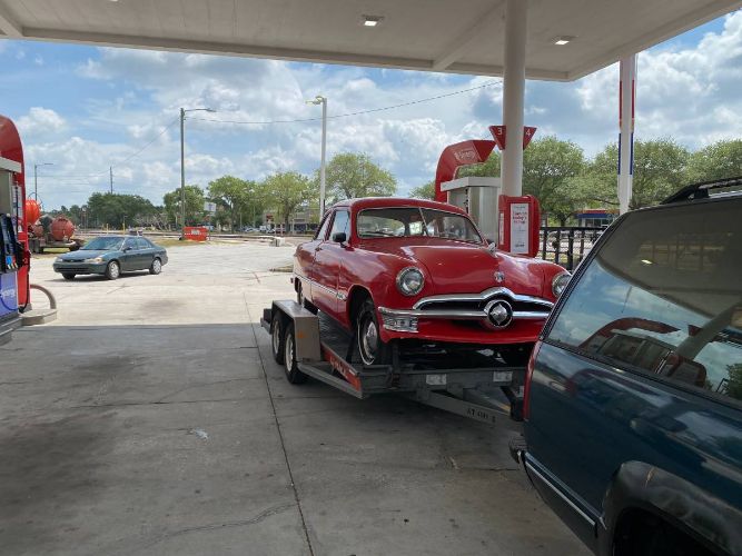 Unknown-Business-coupe-1950-Red