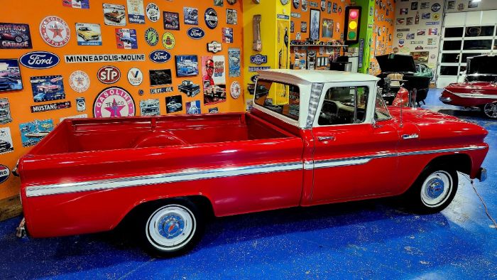 Unknown-C10-1962-Bright-Red-BlackGray-15