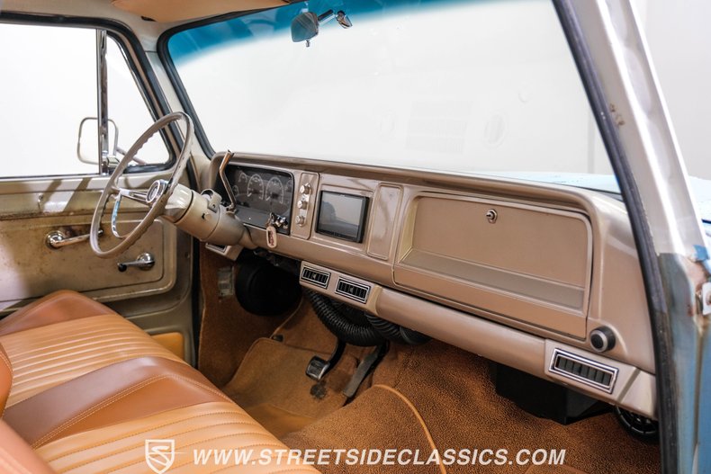 Unknown-C10-1964-Blue-Tan-46