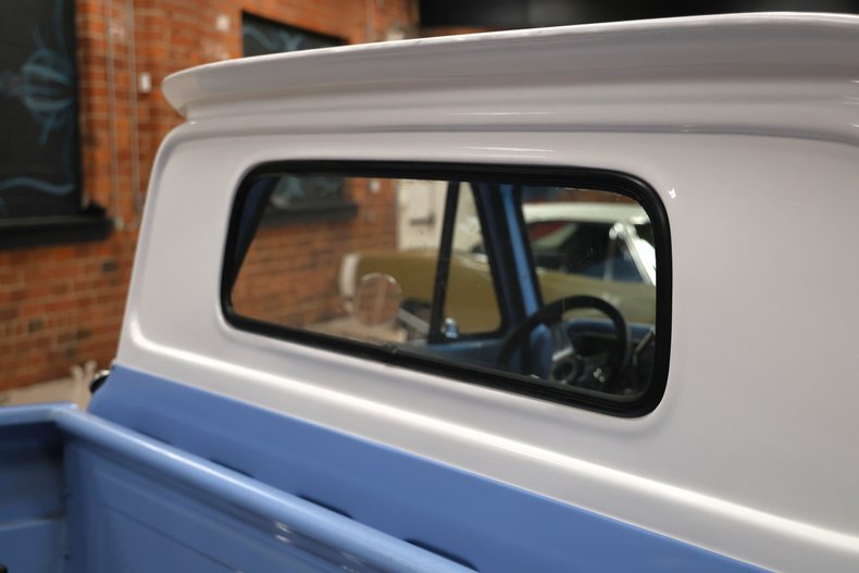 Unknown-C10-1965-Light-Blue-Dark-Blue-23