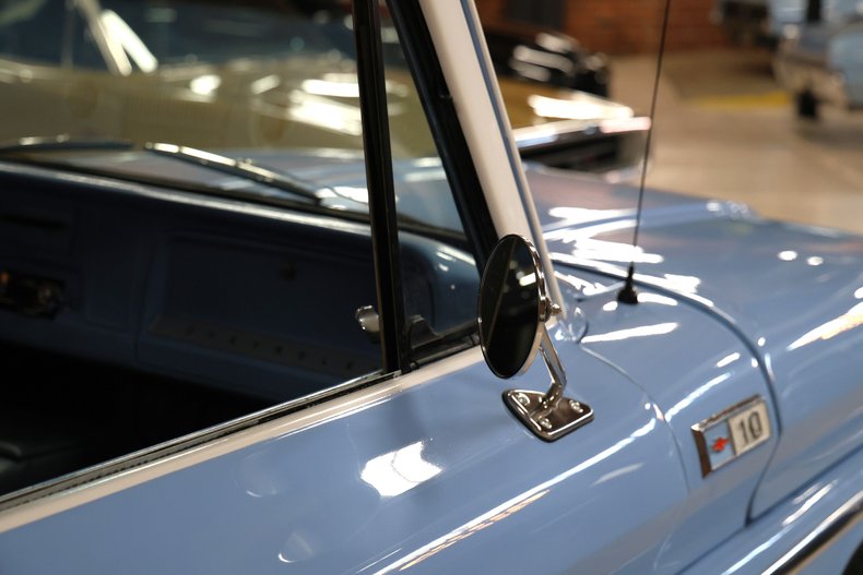 Unknown-C10-1965-Light-Blue-Dark-Blue-37