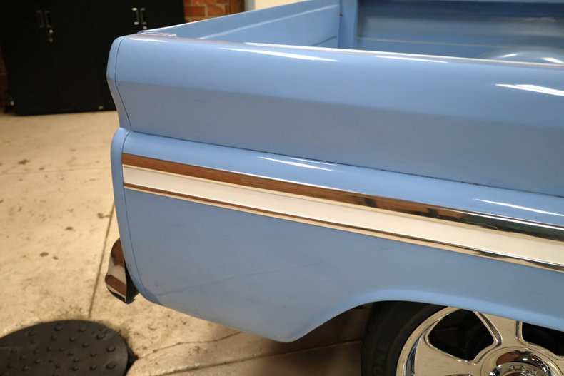 Unknown-C10-1965-Light-Blue-Dark-Blue-46