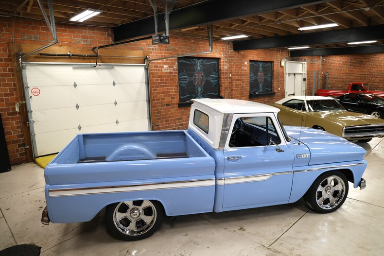 Unknown-C10-1965-Light-Blue-Dark-Blue-47