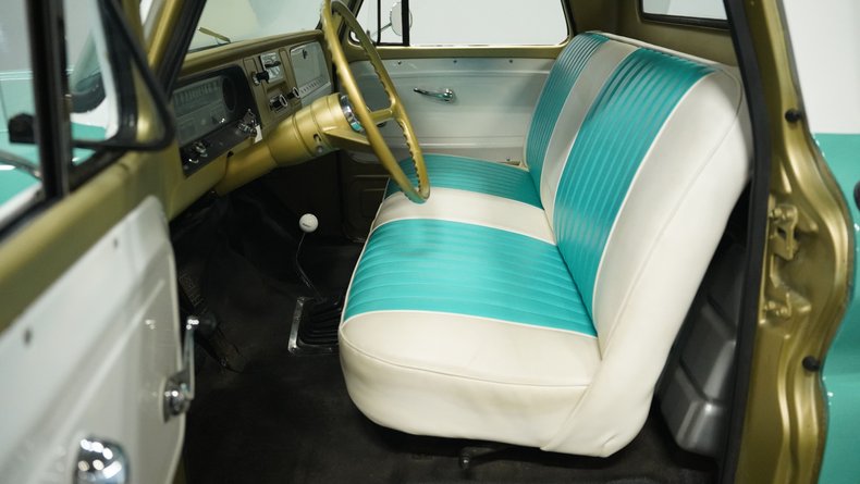 Unknown-C10-1965-Teal-White-36