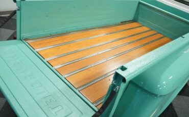 Unknown-C10-1965-Teal-White-7