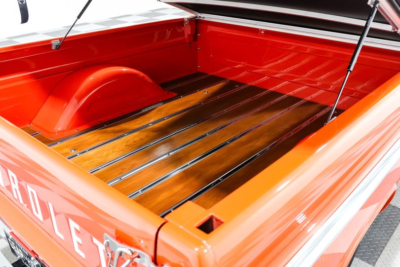 Unknown-C10-1966-Orange-Black-ampamp-White-Ho-20