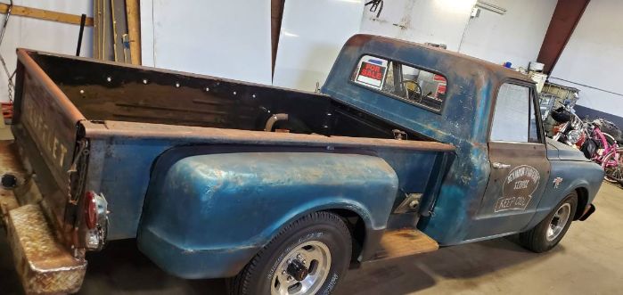 Unknown-C10-1967-Dark-Aqua