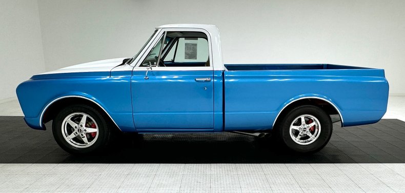 Unknown-C10-1967-Medium-Blue-Metallic-Ivory-1