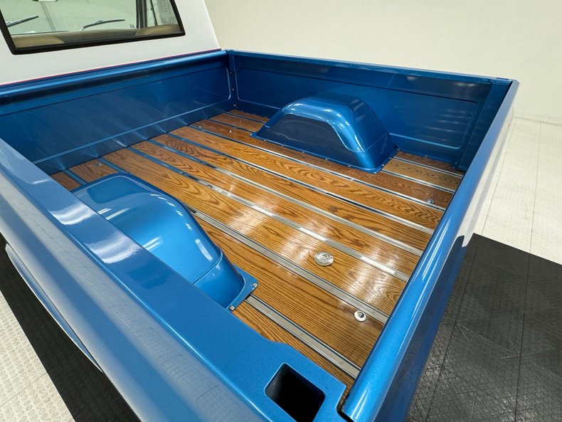 Unknown-C10-1967-Medium-Blue-Metallic-Ivory-13