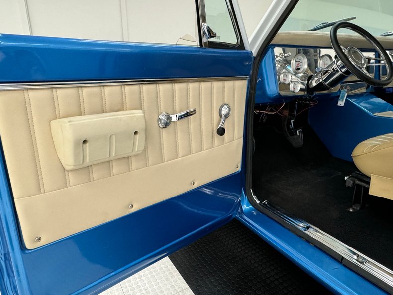 Unknown-C10-1967-Medium-Blue-Metallic-Ivory-32