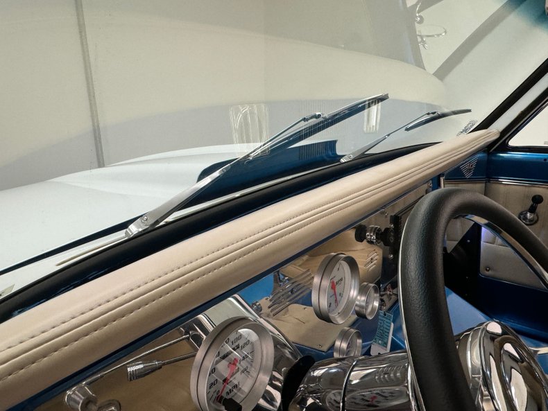 Unknown-C10-1967-Medium-Blue-Metallic-Ivory-41