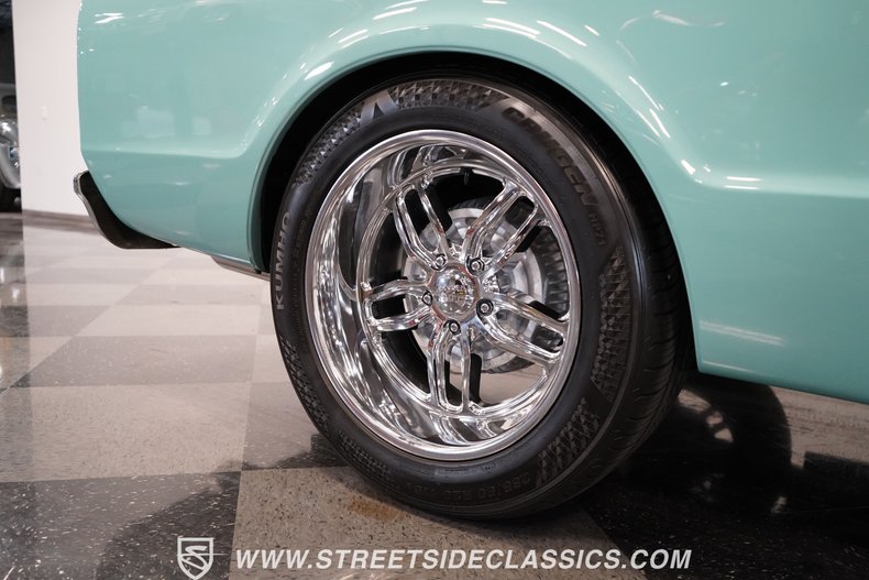 Unknown-C10-1967-Mint-Green-White-11