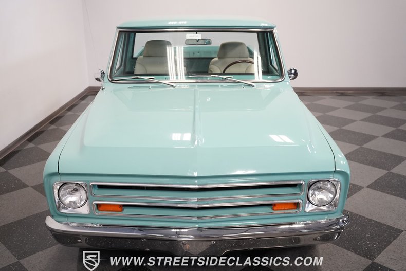 Unknown-C10-1967-Mint-Green-White-13