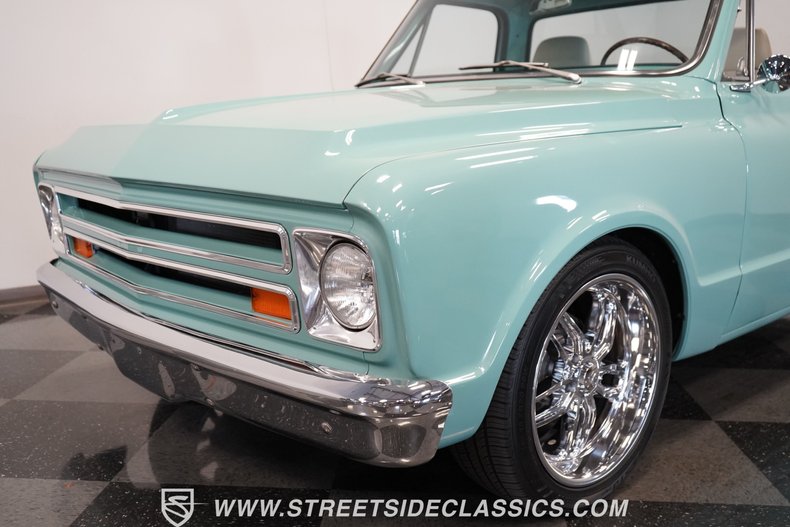 Unknown-C10-1967-Mint-Green-White-22