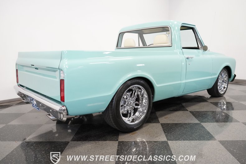 Unknown-C10-1967-Mint-Green-White-32