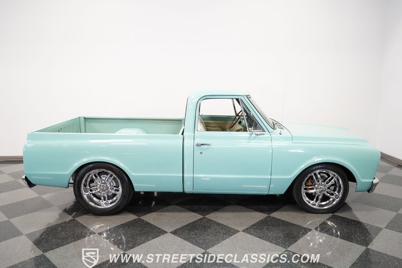 Unknown-C10-1967-Mint-Green-White-37