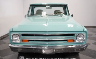 Unknown-C10-1967-Mint-Green-White