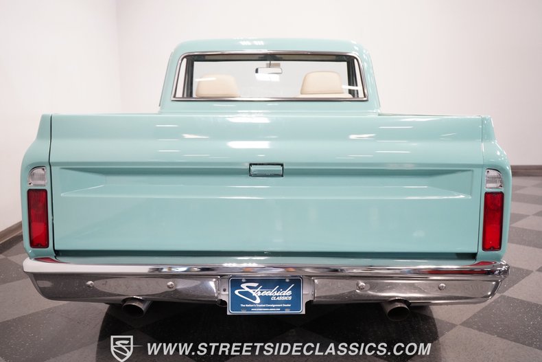 Unknown-C10-1967-Mint-Green-White-4