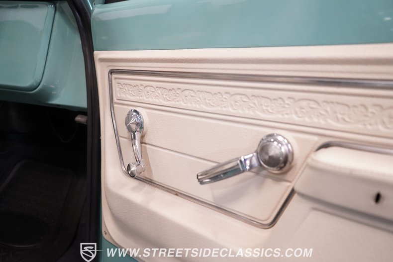 Unknown-C10-1967-Mint-Green-White-43