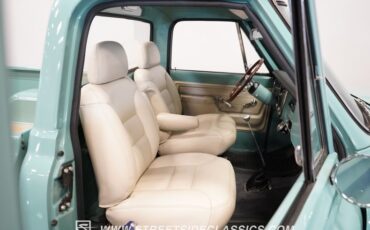 Unknown-C10-1967-Mint-Green-White-44