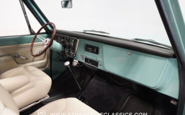 Unknown-C10-1967-Mint-Green-White-45