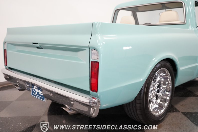 Unknown-C10-1967-Mint-Green-White-7