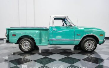 Unknown-C10-1968-Seafoam-Green-Black-15