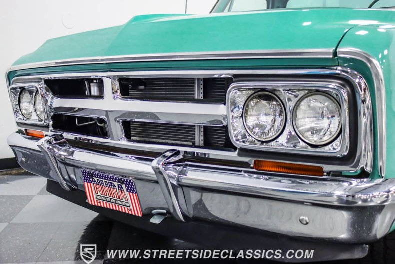 Unknown-C10-1968-Seafoam-Green-Black-21