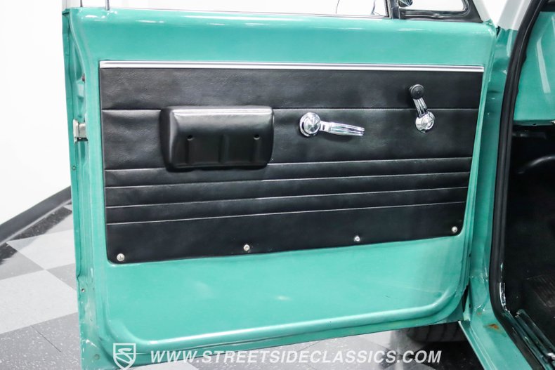 Unknown-C10-1968-Seafoam-Green-Black-34