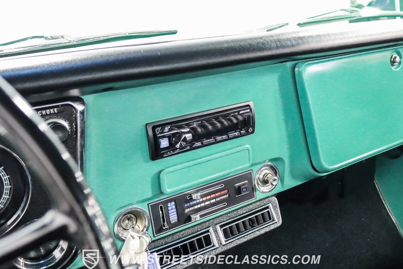 Unknown-C10-1968-Seafoam-Green-Black-44